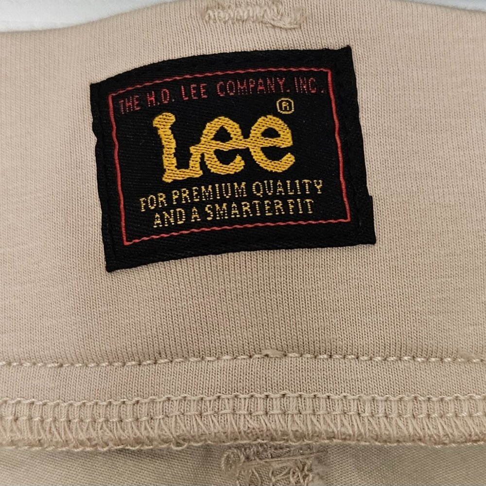 Lee Khaki Cargo Capri Pants Women’s 18W Plus Tan Casual - Picture 3 of 4